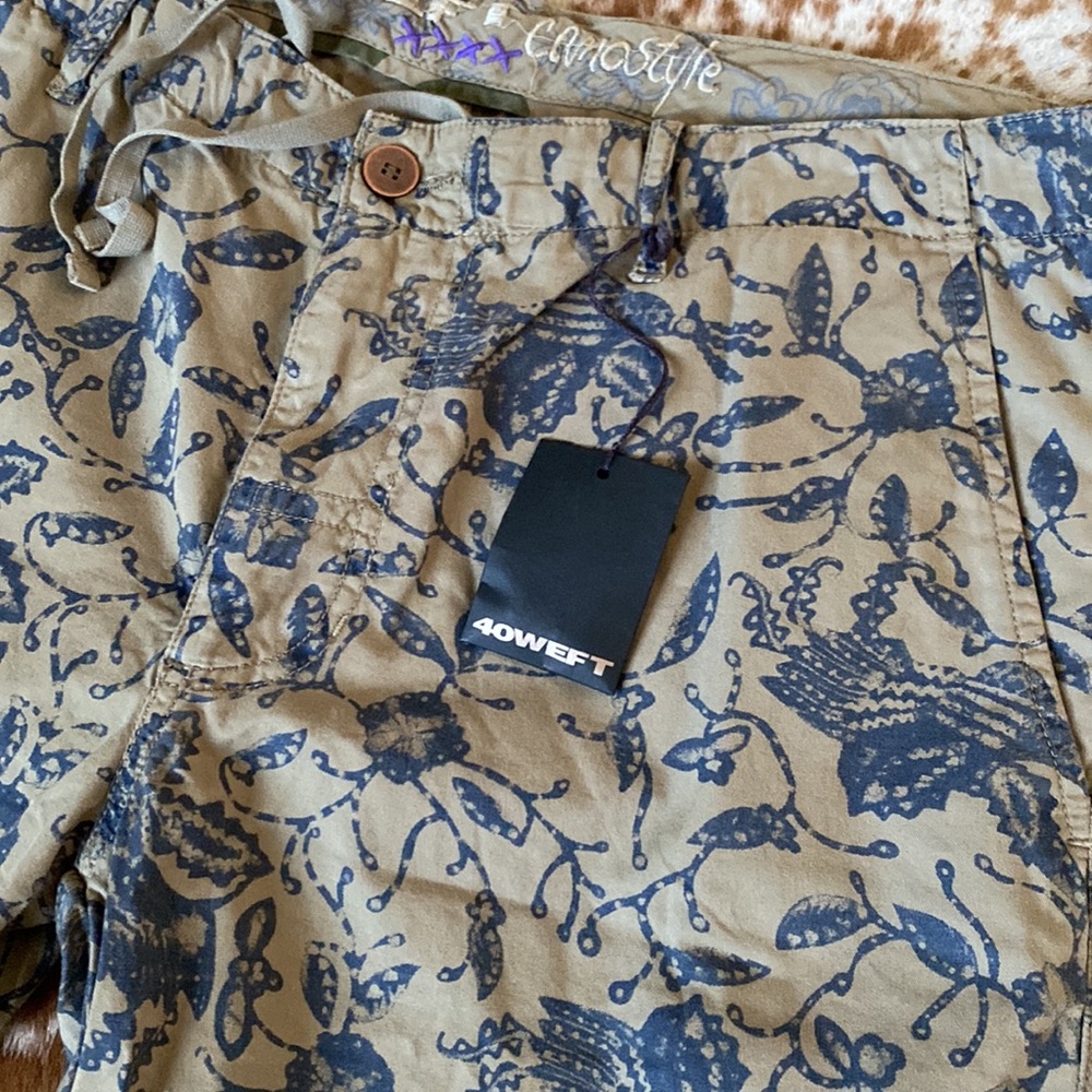 40weft Shorts - Picture 3 of 11